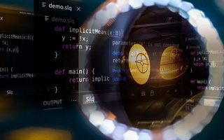 宁德 ,php声明和调用变量的符号是什么？